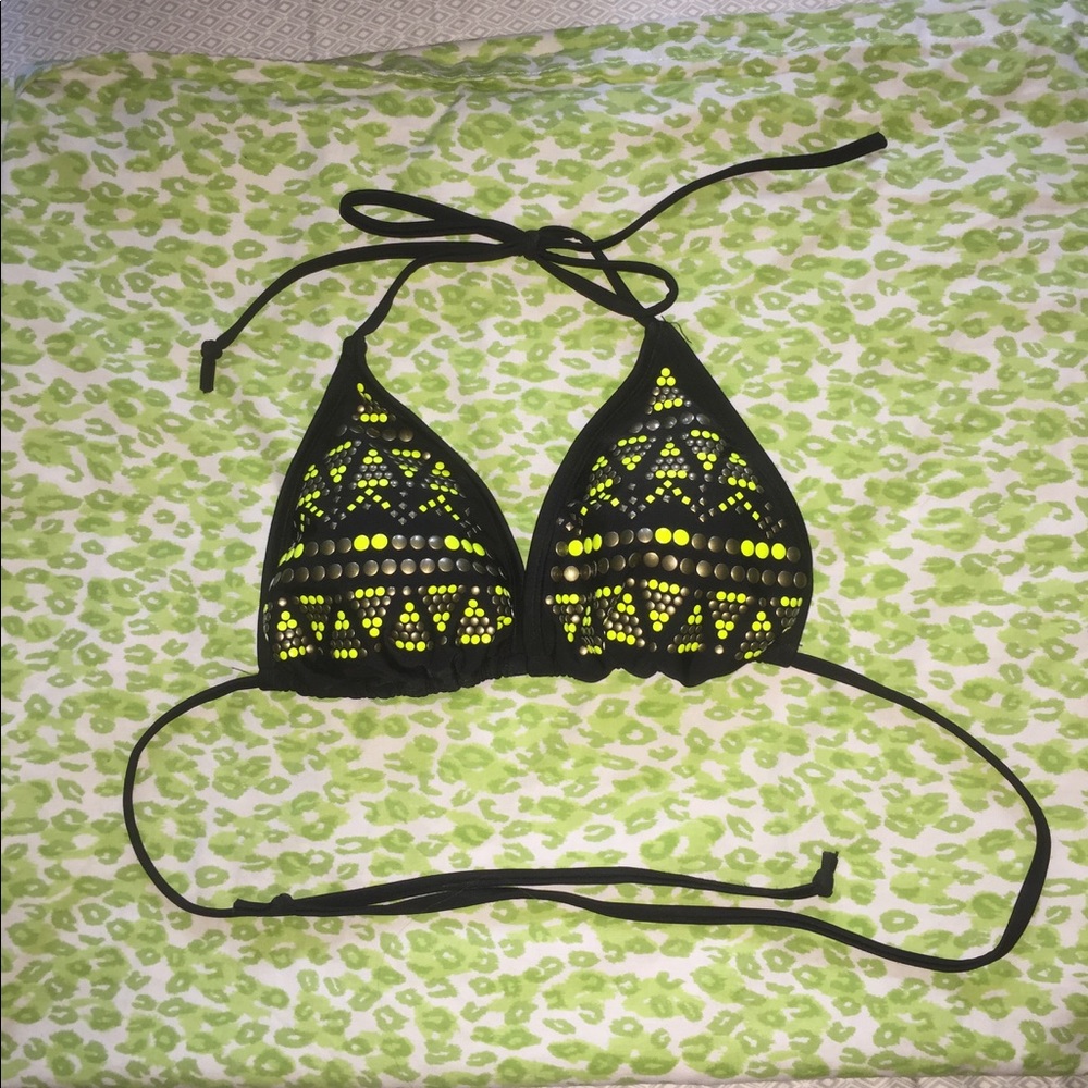 Black and yellow bikini top
